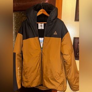 Nike ACG 4th Horseman Puffer NWT